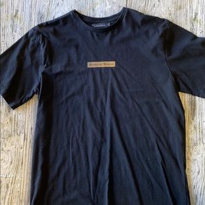 RAISED BY WOLVES - Logo box tee